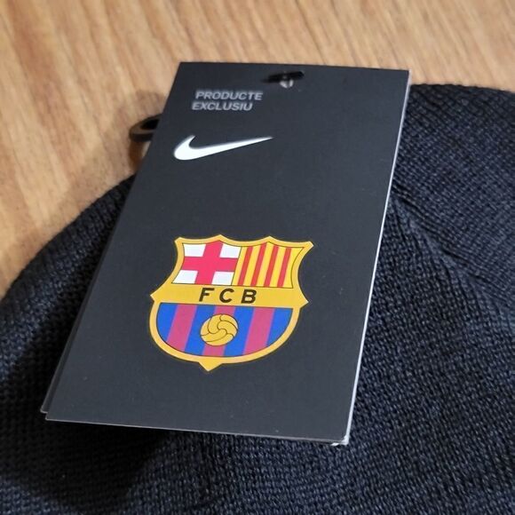 Nike F.C. Barcelona Black Blue Beanie Hat Cable Knit Dri-Fit Unisex New Barca - Picture 4 of 6